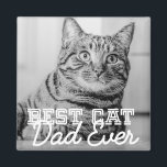 Aimant Meilleur Chat Papa Jamais Moderne Personnalisé Pho<br><div class="desc">Ce design simple et classique est composé de typographie serif et d'ajouter une photo personnalisée</div>