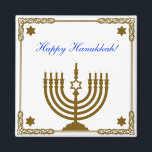 Aimant Menorah d'or<br><div class="desc">Aimant Carré avec une image d'une menorah d'or dans un cadre doré avec des étoiles d'or de David et un sentiment de vacances personnalisable bleu. Voir la collection Hanoukka Magnet dans sa totalité dans la section VACANCES.</div>
