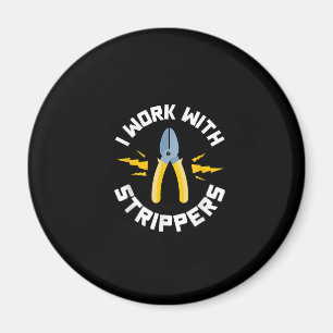 Aimant Mens I Work With Electrician Union