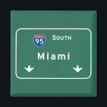 Aimant Miami Florida fl Interstate Highway Freeway :<br><div class="desc">Miami Florida fl :: Le cadeau IDÉAL pour tous ceux qui veulent un rappel unique de leur emplacement préféré! Ce design de signes inter-États familier présente la typographie authentique et précise officiellement utilisée par la FHA/MUTCD. Notre conception utilise également exactement les mêmes spécifications de couleur Pantone. Interstate : Autoroute :...</div>