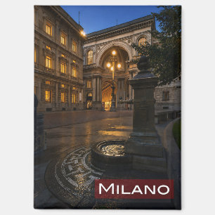 Aimant Milan Italie Galleria Vittorio Emanuele de nuit,