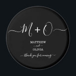 Aimant Moderne Élégante calligraphie Monogramme Mariage<br><div class="desc">Personnalisez cet aimant de mariage moderne et élégant avec un monogramme/duogramme joint par des swashes décoratifs. Parfait cadeau de cadeaux pour vos invités sur votre mariage formel.</div>