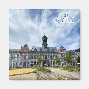 Aimant Mons ou ville ancienne de Bergen en Belgique voyag