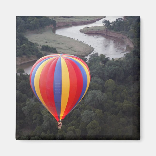 Aimant Montgolfière au-dessus de la rivière Mara (Devant)