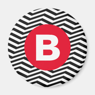 Aimant Motif Zig Zag Noir et Blanc Monogramme Rouge