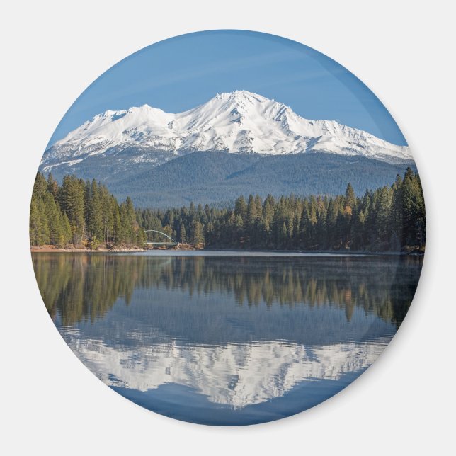 AIMANT MOUNT SHASTA REFLECTED (Devant)