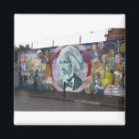 AIMANT MUR DE PAIX DU BELFAST<br><div class="desc">La Muraille de la Paix à Belfast est l'une des plus grandes attractions touristiques que les gens viennent voir lorsqu'ils visitent la ville. Connu pour son histoire et son but extraordinaires,  ce coin du mur est un coin plein d'histoire et de tradition.</div>