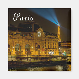 Aimant Musée d'Orsay à Paris la nuit