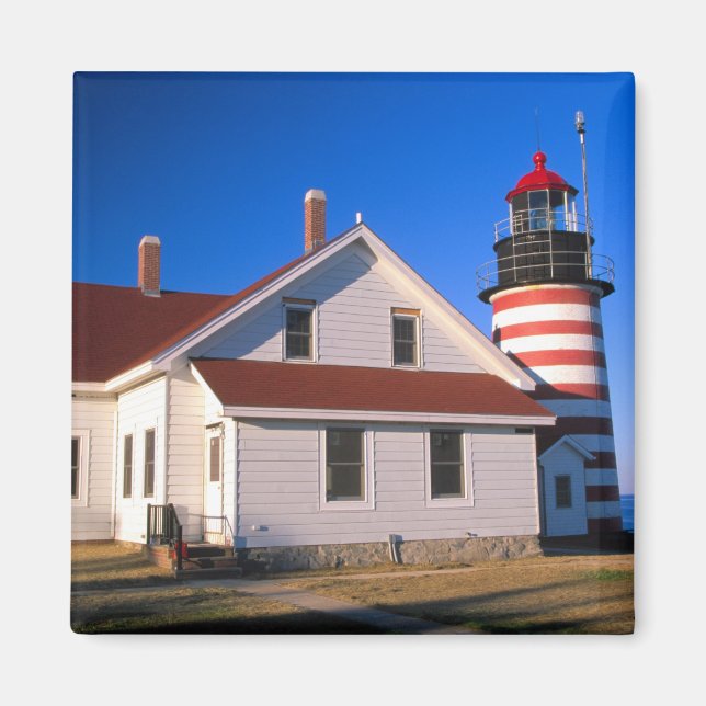 Aimant NA, États-Unis, Maine.  Phare de West Quoddy à pro (Devant)