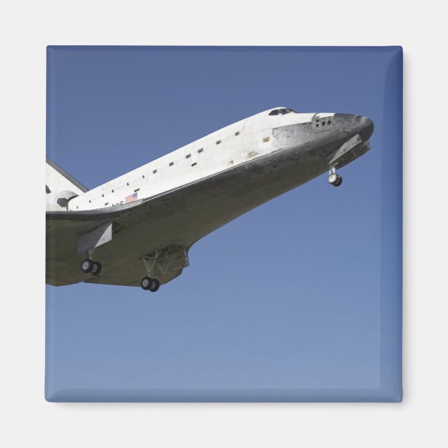 Aimant Navette spatiale Atlantis approchant de la piste 3 (Devant)