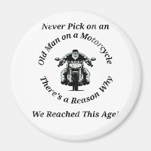 Ne jamais choisir un vieil homme sur une moto