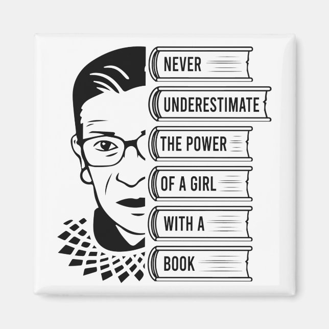 Aimant Ne jamais sous-estimer le pouvoir de la fille avec (Devant)