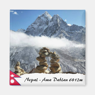 Aimant Népal, Ama Dablam, Sagarmatha / cairns de pierre