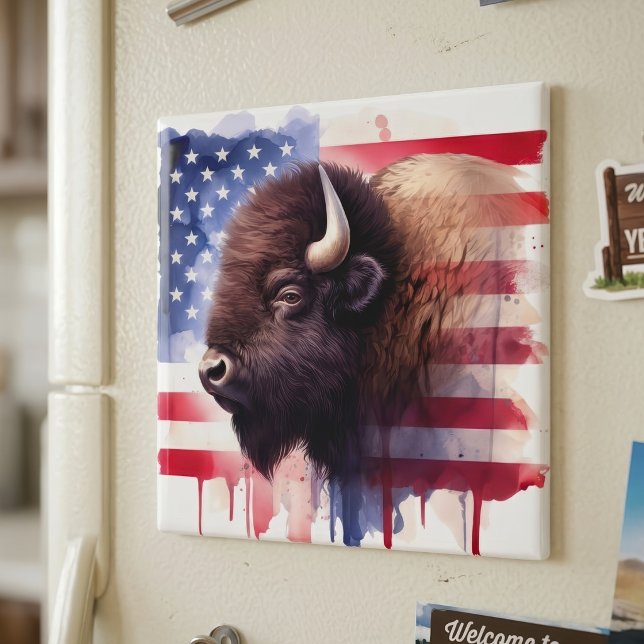 Aimant Œuvre d'art majestueuse représentant des bisons am (Majestic American Bison & Patriotic Flag Artwork. Magnet)