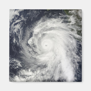 Aimant Ouragan Rick au sud-ouest de Basse-Californie