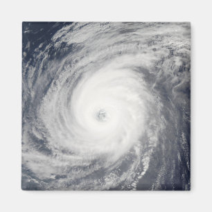 Aimant Ouragan Sudal au sud du Japon