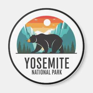 Aimant Ours dans le parc national Yosemite Demi-Dôme
