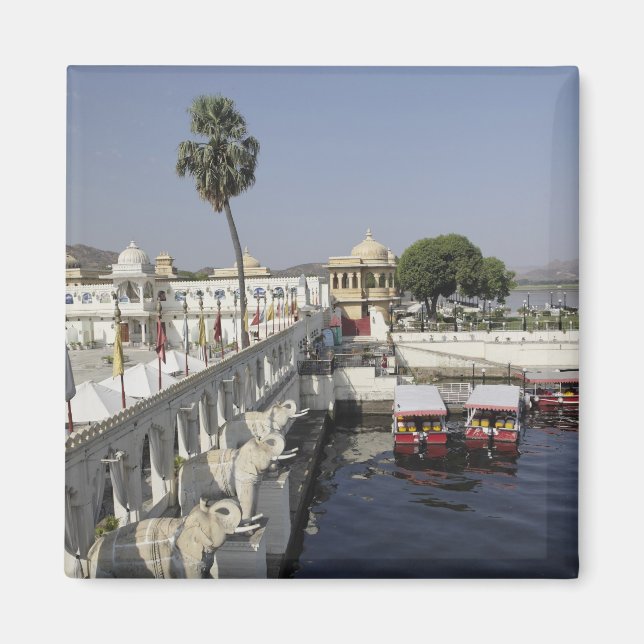 Aimant Palais Jag Mindar, lac Pichola, Udaipur, Inde. (Devant)