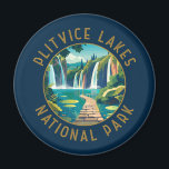 Aimant Parc national des lacs Plitvice Croatie en état de<br><div class="desc">Conception d'oeuvres vectorielles Plitvice Lakes. Les lacs du parc sont séparés par des barrages travertins naturels,  créés par l'eau qui s'écoule en couches minces au-dessus des seuils.</div>