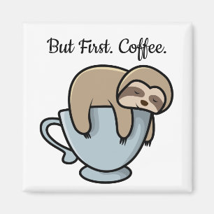Aimant Paresseux mignon dormant sur une tasse de café Cit