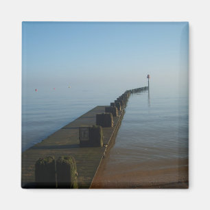 Aimant Passage couvert dans un océan brumeux