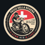 Aimant Passo della Novena | Suisse | Motorcycle<br><div class="desc">Le col Nufenen fait dans un emblème vintage et en détresse. Il s'agit d'un fameux col de montagne situé le long des Alpes en Suisse.</div>