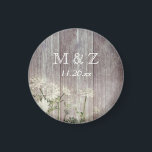 Aimant Pays rustique Mariage en bois blanc Enregistrer la<br><div class="desc">Envoyez un mignon enregistrer l'aimant de date ou donner dans le cadre d'un cadeau de votre mariage dans un style rustique en bois blanc.</div>