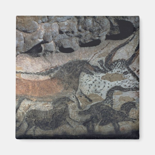 Aimant Peinture rocheuse d'un taureau et de chevaux, vers (Devant)