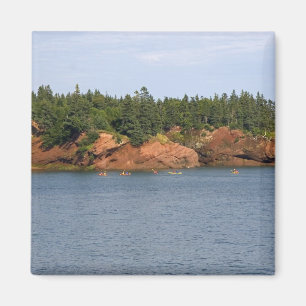 Aimant Personnes en kayak de mer dans la baie de Fundy à 