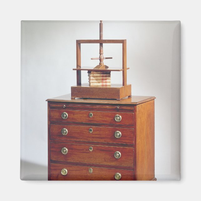Aimant Petite commode en acajou par Sheraton (Devant)