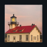 Aimant Photo coucher de soleil du phare de Mendocino<br><div class="desc">Bonjour ! J'espère que vous aimez cette photo que j'ai prise ! N'hésitez pas à ajouter votre propre texte et à consulter mes boutiques pour plus de détails !</div>