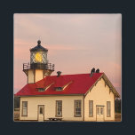Aimant Photo coucher de soleil du phare de Mendocino<br><div class="desc">Bonjour ! J'espère que vous aimez cette photo que j'ai prise ! N'hésitez pas à ajouter votre propre texte et à consulter mes boutiques pour plus de détails !</div>