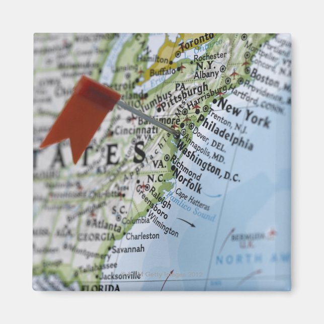 Aimant Pingle de carte placée sur la carte de Washington, (Devant)