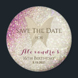 Aimant Pink 16th Birthday Enregistrer la date Invitation<br><div class="desc">Simple,  moderne,  élégant papillon doré en combinaison avec parties scintillant rose et or brillant arrière - plan. Unique,  fantaisiste,  adorable 16e anniversaire Enregistrer l'aimant d'invitation Date.</div>