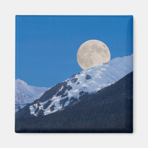 Aimant Pleine lune sur la station de ski Alyeska, Alaska