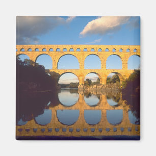 Aimant Pont du Gard, rivière Gardon, Gard, Languedoc,