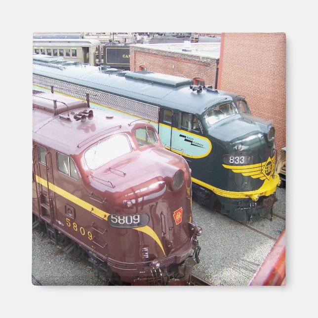 Aimant PRR E8A 5809 et ERIE E8A 833 @ Steamtown (Devant)