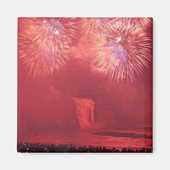 Aimant Québec, Québec, Canada. Feux d'artifice au Parc (Devant)