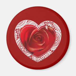 Aimant rond de coeur rouge de dentelle