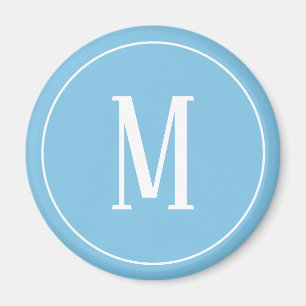 Aimant Rond Monogramme Blanc sur Fond Bleu Clair