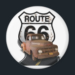 Aimant Route 66<br><div class="desc">C'est la fête de l'autoroute qui vivra toujours dans l'imagination de ceux qui ont envie de la grande route ouverte qui se fraye un chemin à travers l'ouest américain, </div>