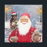 Aimant Santa Claus w Christmas Gifts Rottweiler Chien<br><div class="desc">Un Père Noël tenant un joli rottweiler et des cadeaux de Noël. Un cadeau de Noël parfait pour quelqu'un qui aime ou possède une chaudière.</div>