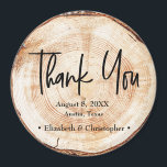 Aimant Script de Merci coupé en bois rustique Mariage<br><div class="desc">Express votre gratitude à vos invités mariages de manière charmante et rustique avec le rustique Mariage Bois coupe Merci Magnet. Cette faveur unique est conçue pour laisser une impression durable et servir de rappel quotidien de votre journée spéciale. L'aimant est orné d'un arrière - plan imprimé en bois, ajoutant une...</div>