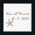 Aimant Simple étoile<br><div class="desc">Un design simple avec espace pour ajouter vos noms,  date mariage,  monogramme ou tout autre texte que vous souhaitez. do-it-yourself design est idéal pour la plage ou destination mariage ou fête d'anniversaire,  invitations,  cartes,  et plus encore.</div>