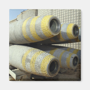 Aimant Six bombes GBU-12 sont dans un rack