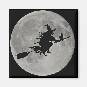 Aimant Sorcière volant au-dessus de l'aimant de Halloween