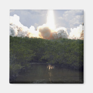 Aimant Space Shuttle Atlantis lève sur 14