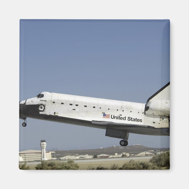 Aimant Space Shuttle Atlantis se prépare pour l'atterriss (Devant)