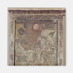 Aimant Stela dépeignant Aten donnant la vie et