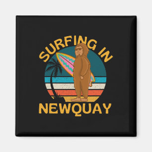 Aimant Surf à Newquay, Bigfoot Good Vibes Surfer Beac